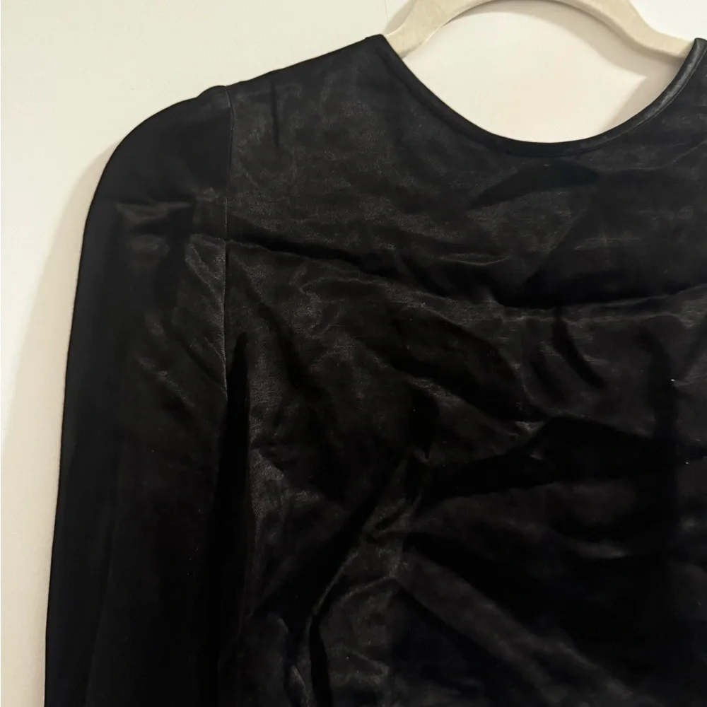 Zara Elegant Black Women's Top - Picture 2 of 4